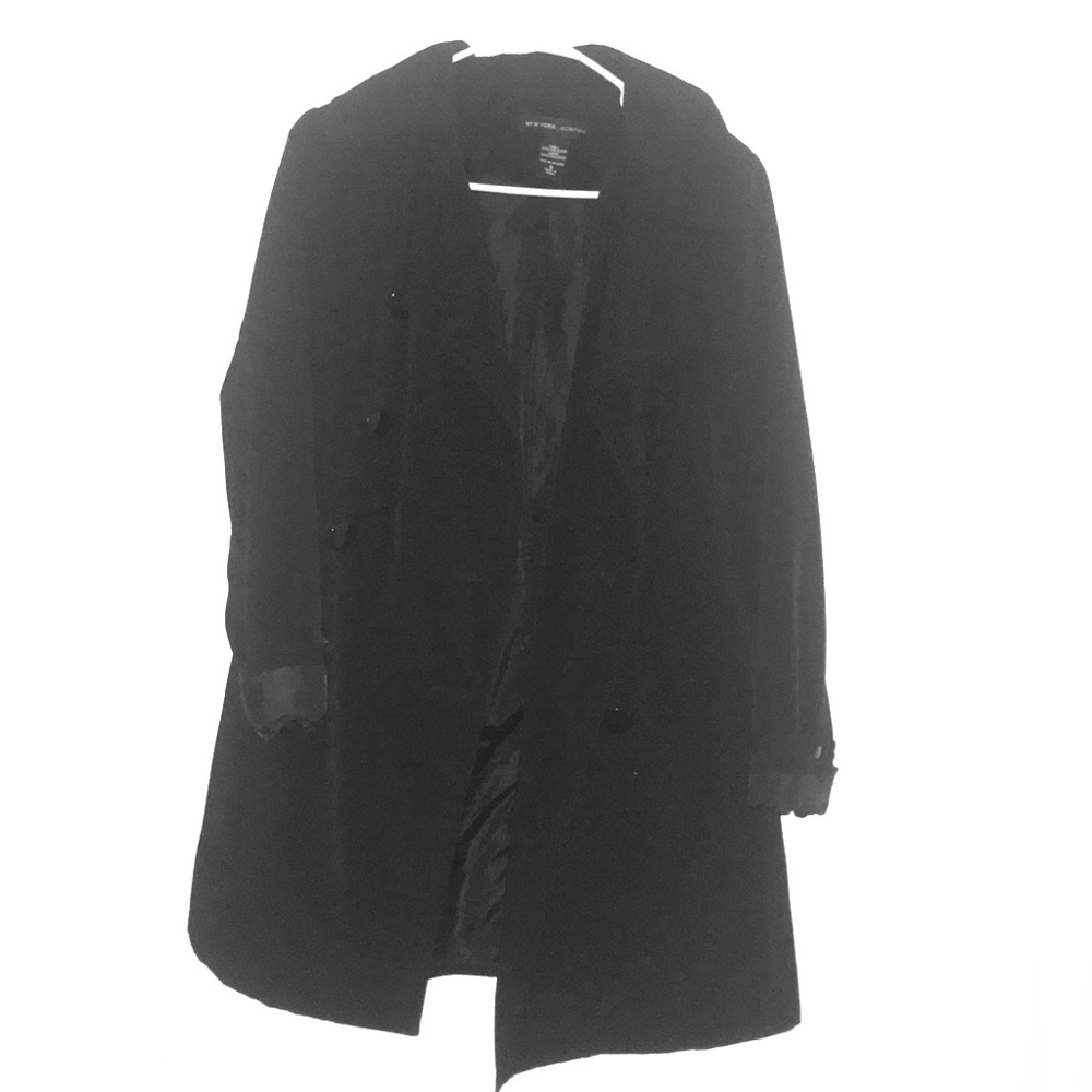 Black trenchcoat
